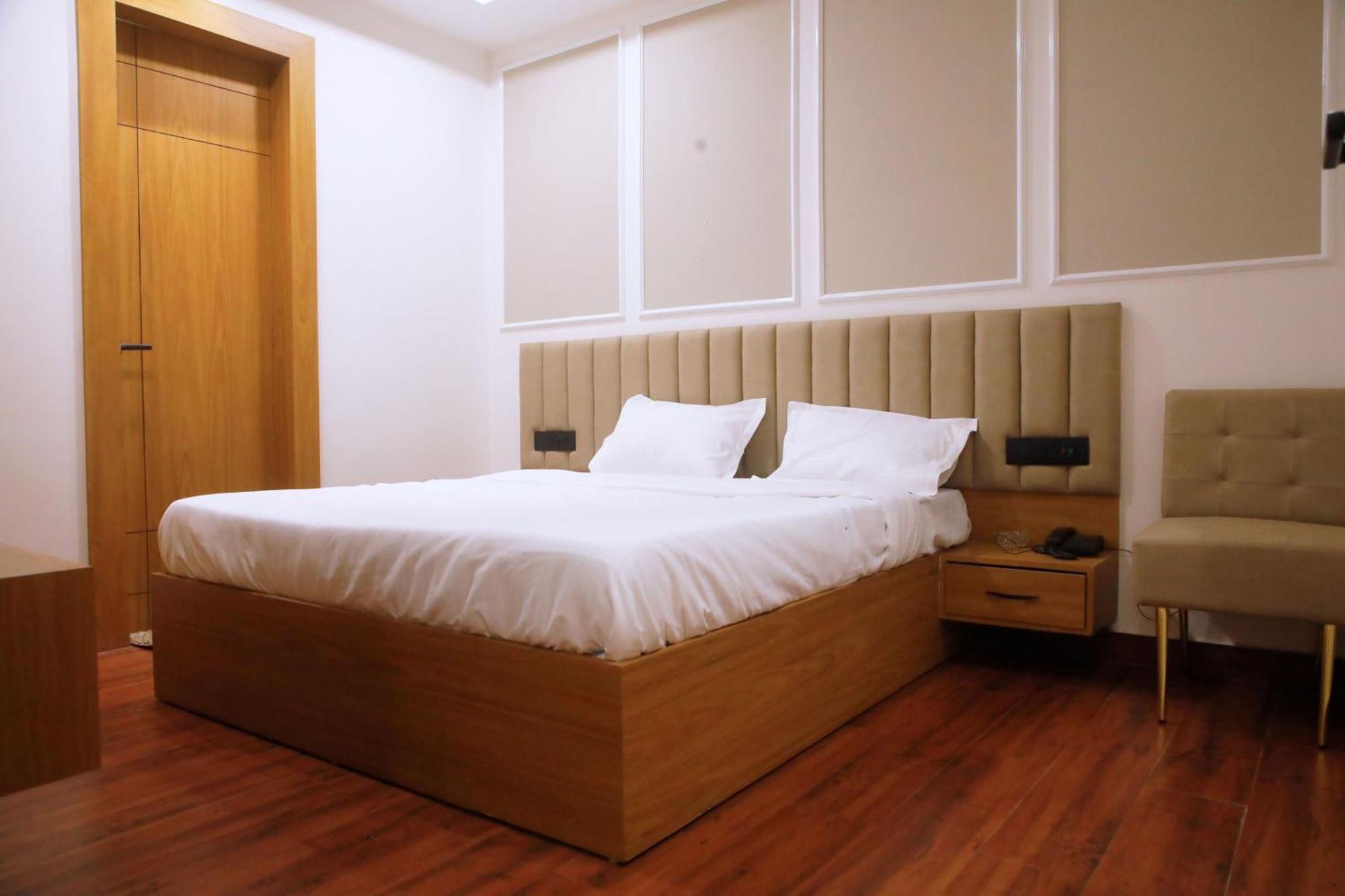 Hotel Glory Hisar Exterior photo